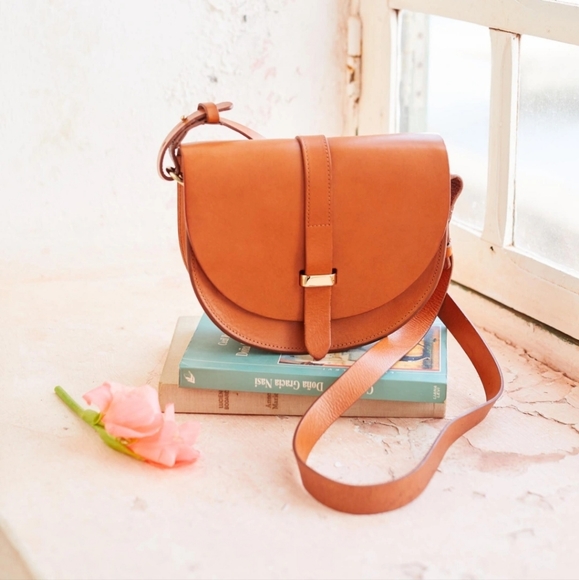 Sezane Handbags - Sezane Claude Bag